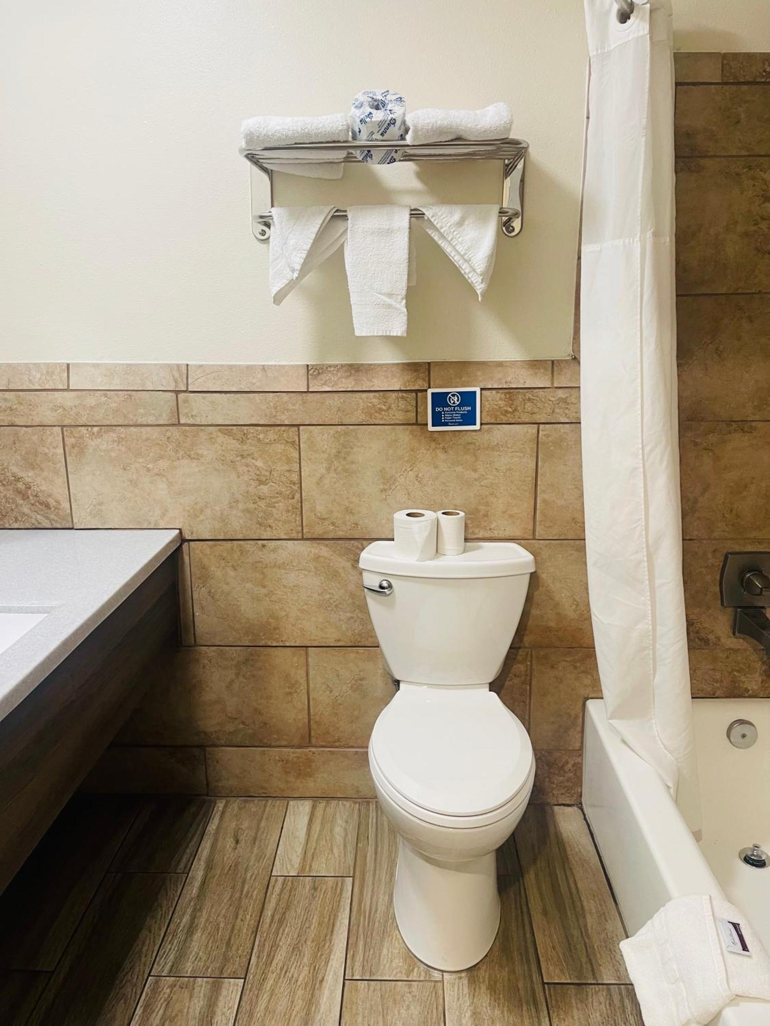 ברדסטאון Bourbon Capital Inn מראה חיצוני תמונה