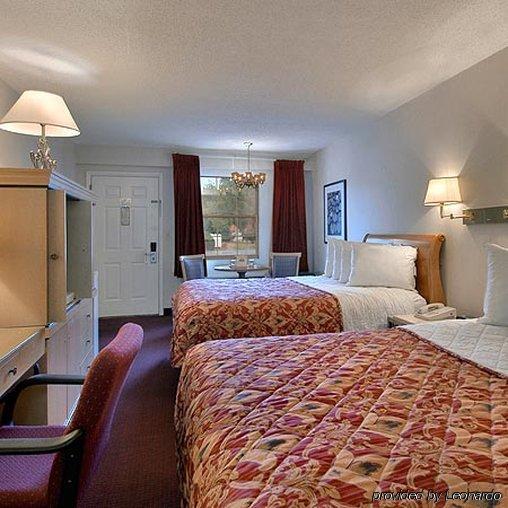ברדסטאון Bourbon Capital Inn מראה חיצוני תמונה